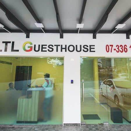 Ltl Guesthouse Johor Bahru Bagian luar foto